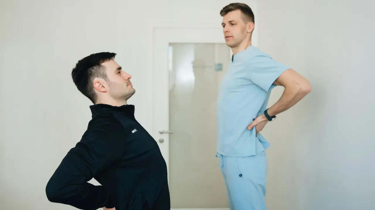 Ejercicios para escoliosis supervisados por una fisioterapeuta en Puebla