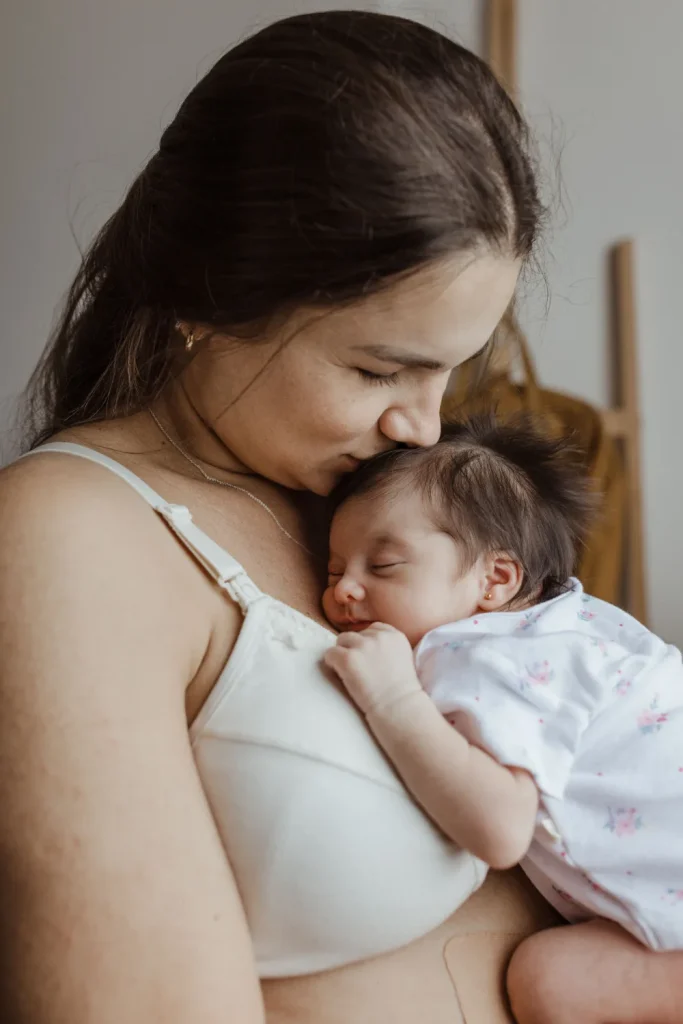Madre con su bebé recién nacido