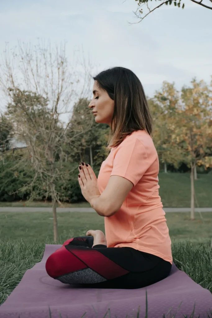 Respiración profunda tumbada para aprender el vacuum abdominal